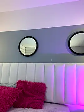 Mila Hank  online show from October 14, 12:17 pm