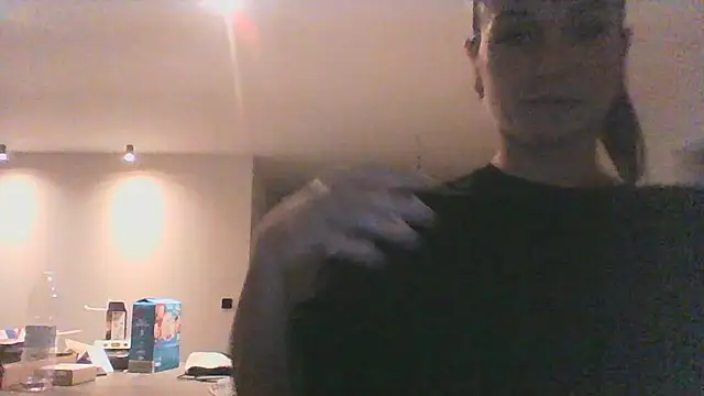 Justnani001 online show from September 15, 8:20 pm