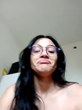 Snapshot of Virggin_Pussy_Cum chatting on October 14, 12:50 pm Virggin Pussy Cum online show from October 14, 12:50 pm