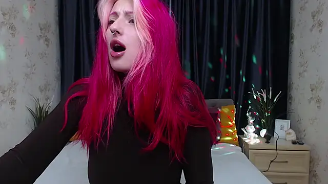 Nina Blum  online show from November 6, 6:14 am