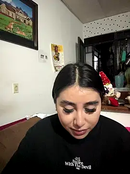 Sophie Dreamss online show from December 18, 11:00 pm