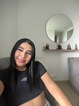 Sophie Dreamss online show from April 6, 9:16 pm