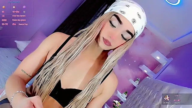 Snapshot of Nauthy_girl chatting on May 19, 12:33 pm Nauthy girl online show from May 19, 12:33 pm