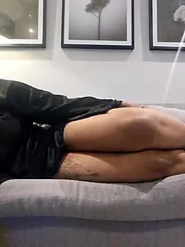 trickyOne online show from December 17, 6:47 pm