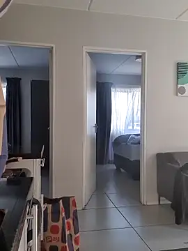 Snapshot of trickyOne chatting on February 20, 6:26 am trickyOne online show from February 20, 6:26 am