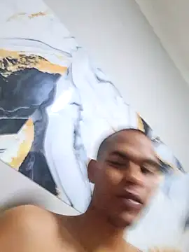 LuciousLyon online show from January 8, 9:39 pm