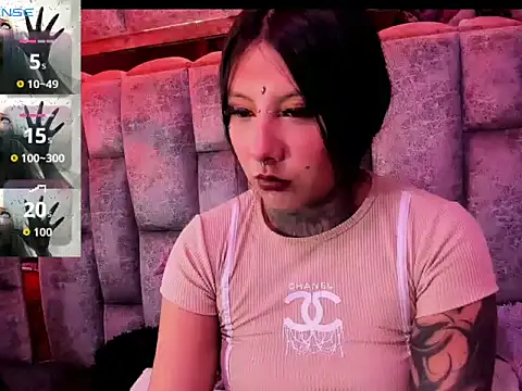 missashlyrosette online show from September 15, 7:36 pm