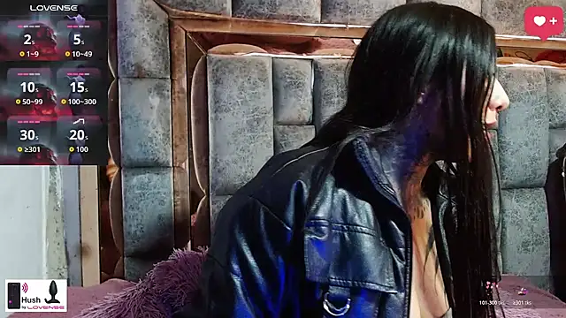 missashlyrosette online show from April 13, 12:05 am