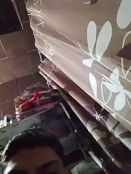 Snapshot of aispuro8505 chatting on March 1, 7:32 am aispuro8505 online show from March 1, 7:32 am