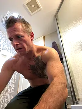 DILFiGuess11 online show from November 5, 4:23 am