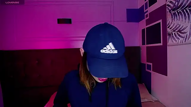 Snapshot of Aaron_Fordd chatting on October 25, 5:30 pm Aaron Fordd online show from October 25, 5:30 pm