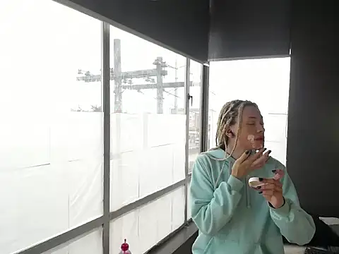 Snapshot of Aaron_Fordd chatting on January 13, 3:28 pm Aaron Fordd online show from January 13, 3:28 pm