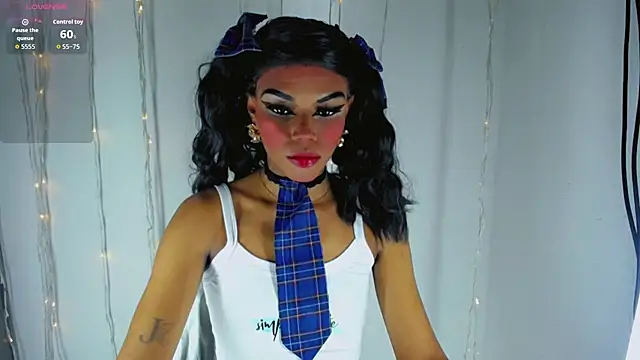 Snapshot of TheBlackwidows chatting on September 29, 5:45 am TheBlackwidows online show from September 29, 5:45 am