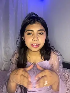 Snapshot of DianeSuns_ chatting on February 20, 6:26 am DianeSuns online show from February 20, 6:26 am