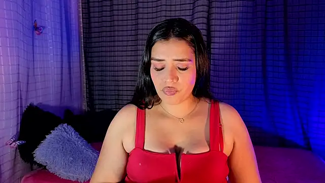 Kayleemorales online show from October 25, 8:03 pm