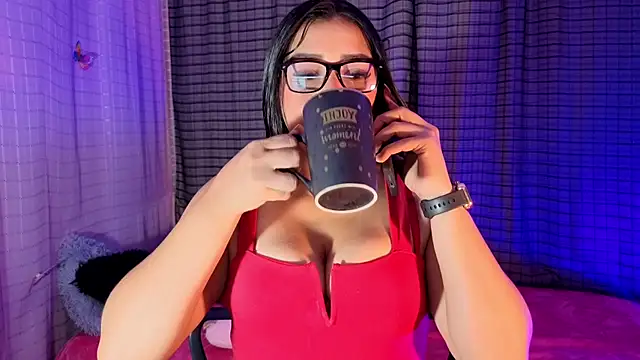 Kayleemorales online show from December 2, 5:19 pm