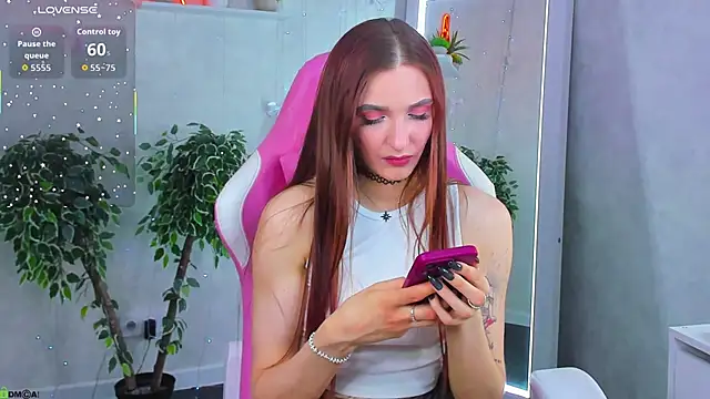 Alisha Green online show from April 15, 9:27 am