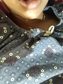 Snapshot of telugu_roja_099 chatting on October 16, 4:02 am telugu roja 099 online show from October 16, 4:02 am