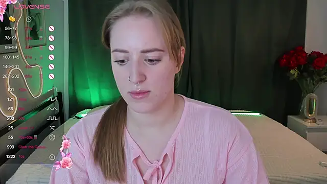 Alice Cire online show from December 5, 2:14 pm