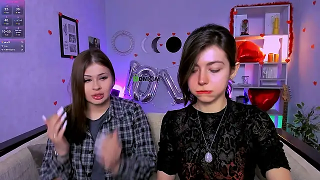 kitniss dreamy online show from February 18, 8:27 pm