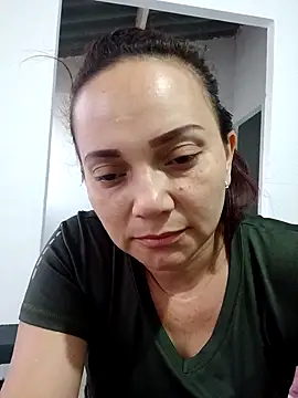 Snapshot of Amanda39 chatting on February 27, 10:59 am Amanda39 online show from February 27, 10:59 am