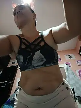 Snapshot of Amanda39 chatting on June 22, 9:45 pm Amanda39 online show from June 22, 9:45 pm