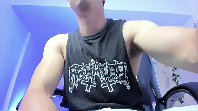 Muscle Scott online show from December 16, 12:43 pm