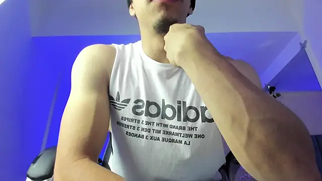 Muscle Scott online show from January 10, 1:24 pm