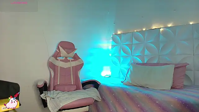 Snapshot of Abril1_gh chatting on February 10, 12:53 pm Abril1 gh online show from February 10, 12:53 pm