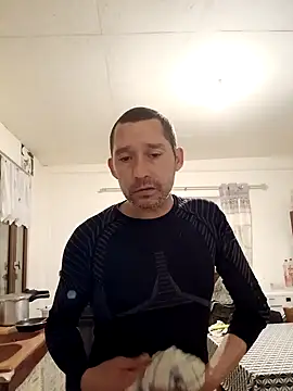 Snapshot of frederic198 chatting on October 19, 7:03 pm frederic198 online show from October 19, 7:03 pm