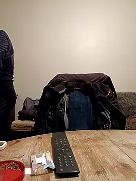 frederic198 online show from December 14, 8:13 pm