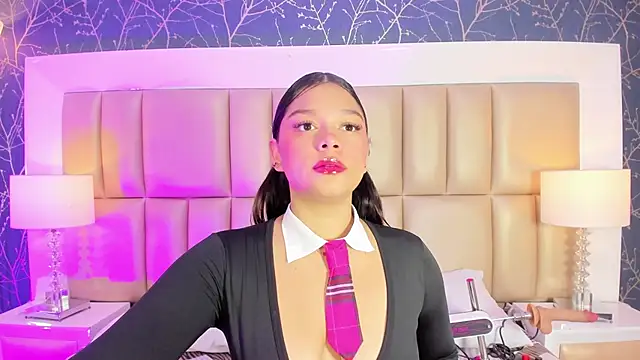 HatsaJones online show from March 5, 3:57 am