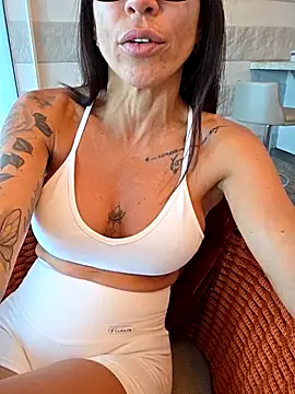 sexy7883 online show from June 27, 5:29 pm