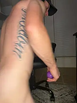 Badstepson33 online show from April 9, 1:27 am