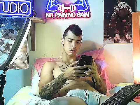 Strongcockfitness online show from September 28, 12:05 am