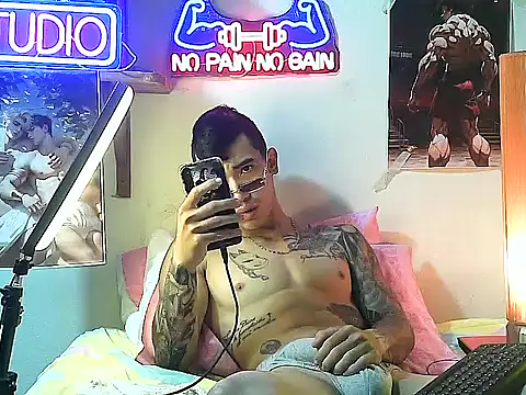 Strongcockfitness online show from September 30, 6:13 pm