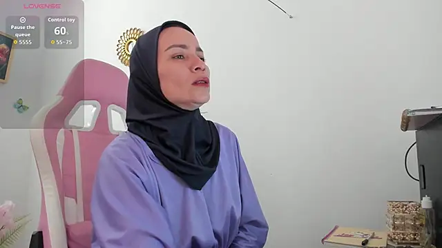 dalila kemur online show from November 6, 8:10 pm