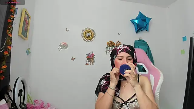 dalila kemur online show from February 7, 2:54 pm