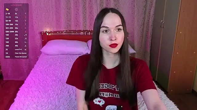 Angeel Kate online show from March 7, 4:48 pm