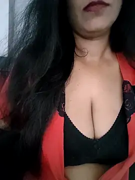 Deepa Sharma143 online show from March 17, 2:05 am