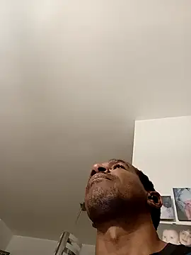 Snapshot of estrogeni chatting on September 22, 7:27 pm estrogeni online show from September 22, 7:27 pm