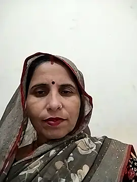 Snapshot of Hot_liya54 chatting on March 24, 7:02 am Hot liya54 online show from March 24, 7:02 am