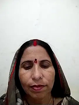 Snapshot of Hot_liya54 chatting on March 27, 6:41 am Hot liya54 online show from March 27, 6:41 am