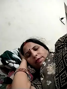 Snapshot of Hot_liya54 chatting on March 28, 12:21 am Hot liya54 online show from March 28, 12:21 am