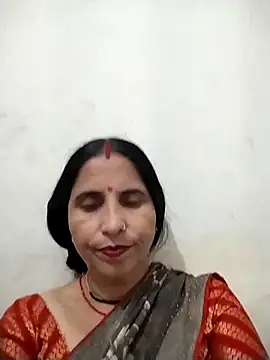 Snapshot of Hot_liya54 chatting on April 2, 5:32 pm Hot liya54 online show from April 2, 5:32 pm