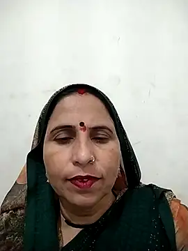 Snapshot of Hot_liya54 chatting on April 25, 6:38 am Hot liya54 online show from April 25, 6:38 am