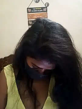 HAANNIAA online show from December 19, 4:25 pm