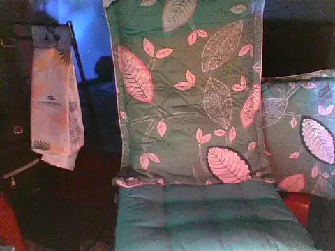 Snapshot of Bindeptrai77 chatting on September 20, 5:47 pm Bindeptrai77 online show from September 20, 5:47 pm