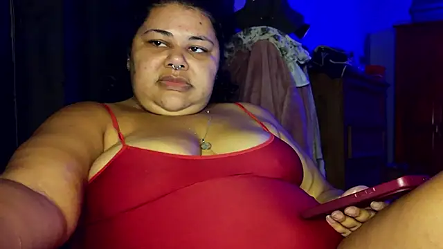 Snapshot of xlatinastar chatting on June 6, 4:01 pm xlatinastar online show from June 6, 4:01 pm