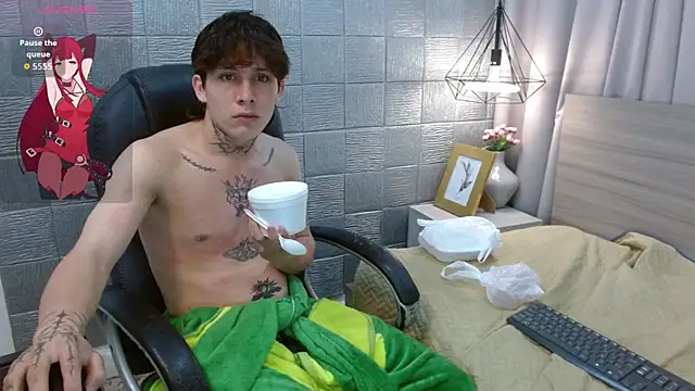 Iantwink18 online show from September 17, 5:14 pm